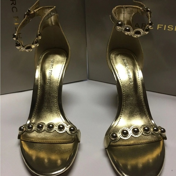 Marc Fisher LTD Karima Ankle Strap Sandal Gold Size 8 - Picture 4 of 8